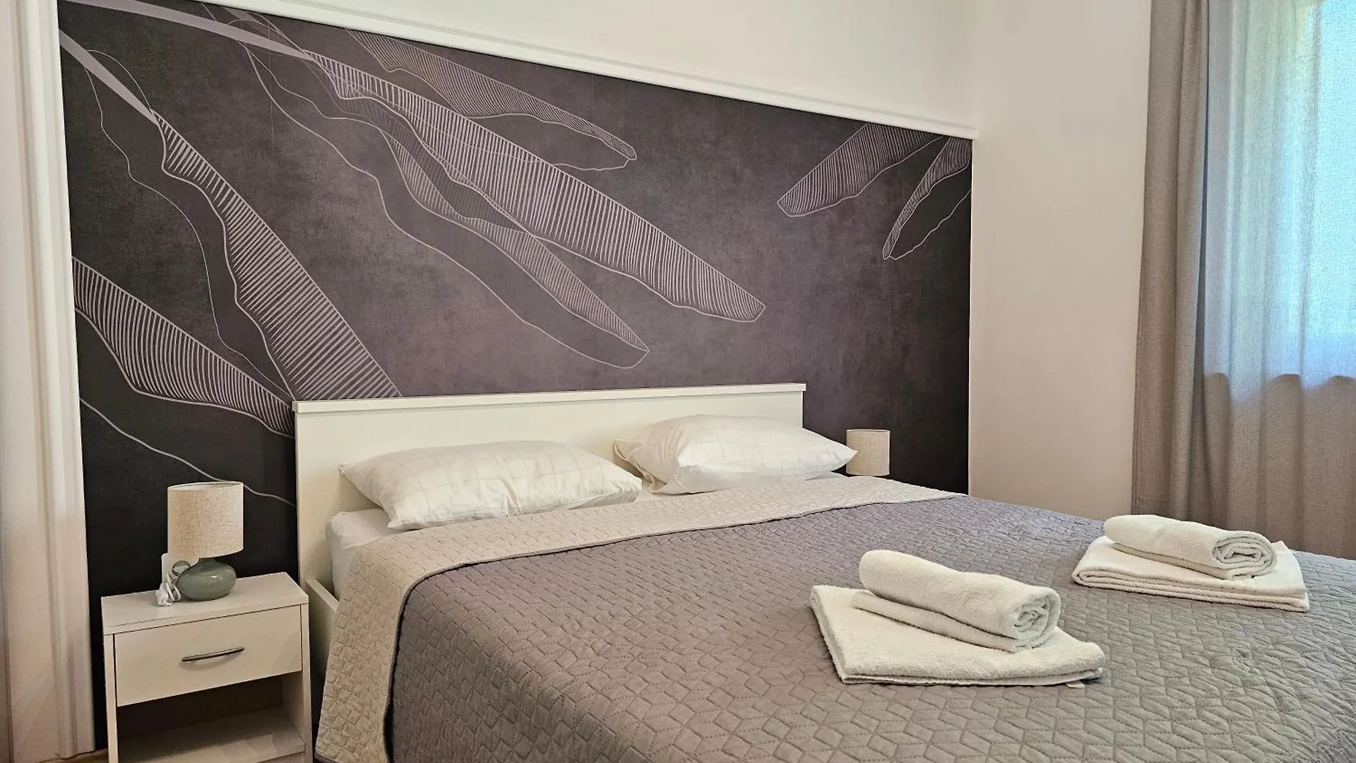 Luna - Beach & City Center Opatija Apartment