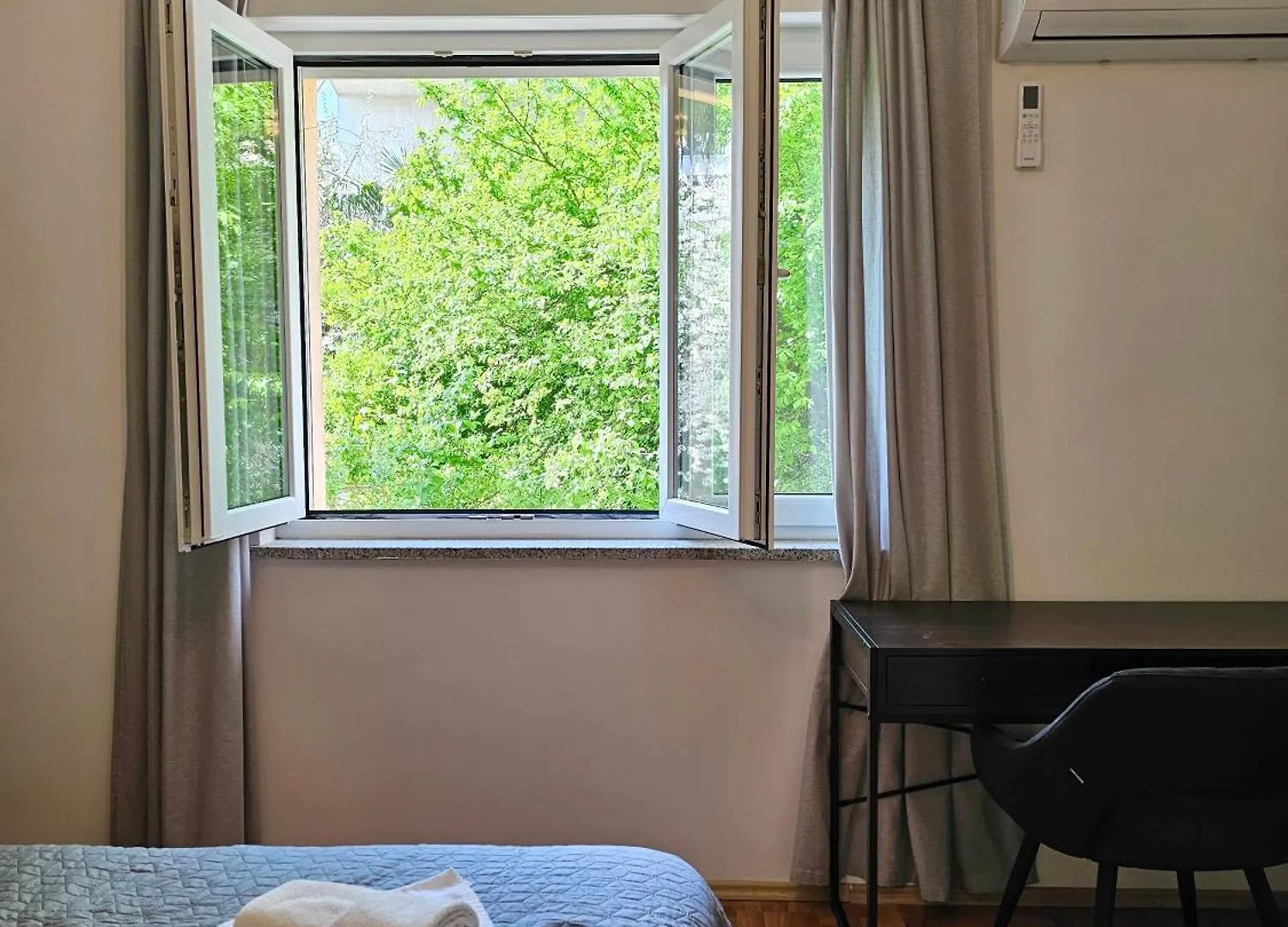 Luna - Beach & City Center Opatija